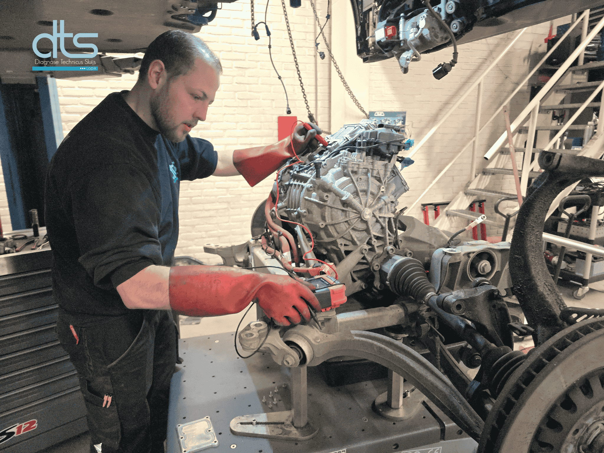 Elektrische auto met hoogvolt-storing onder de loep